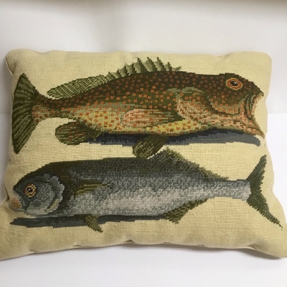 Needlepoint Throw Pillow Two Fish Bahamas Mark Catesby 16x20 Wool Velvet Zip Sea - Picture 10 of 16